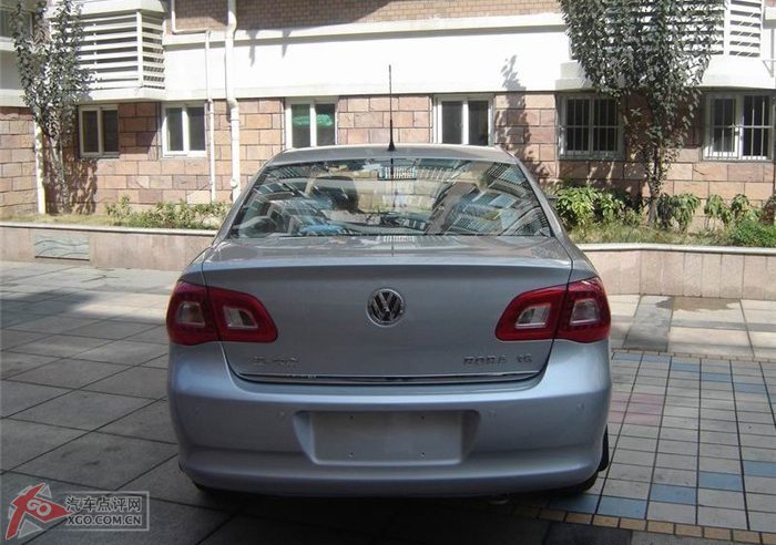 南雄太?四川门将手抛球险扔进自家球门 队友懵了【星空·综合体育】(图1) 星空·综合体育