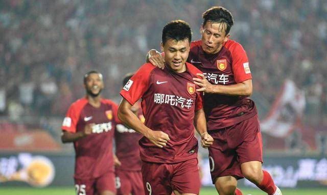 星空·综合体育_
中超3场：鲁能被打成筛子 申花带球入场 黄海不体贴胜负(图9)