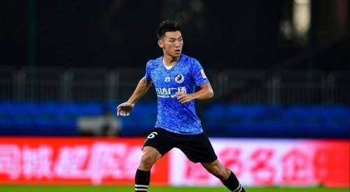 
捡到宝了！童磊真的是中超一年级生？多项数据排名前列！|星空·综合体育(图1)