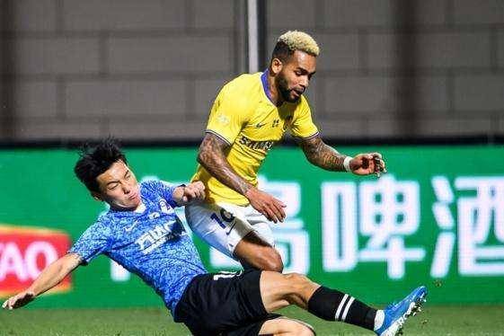 
捡到宝了！童磊真的是中超一年级生？多项数据排名前列！|星空·综合体育(图4)