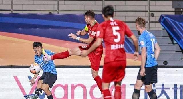 
捡到宝了！童磊真的是中超一年级生？多项数据排名前列！|星空·综合体育(图6)