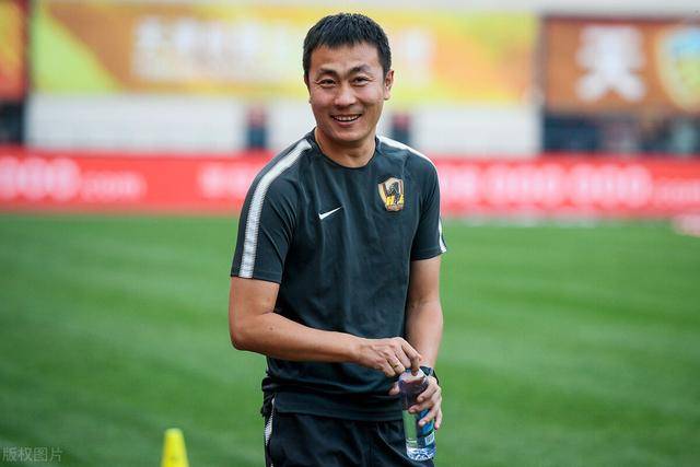 星空综合：
官宣！贵州恒丰终于迎来源史性时刻 正式更名为贵州足球俱乐部(图4)